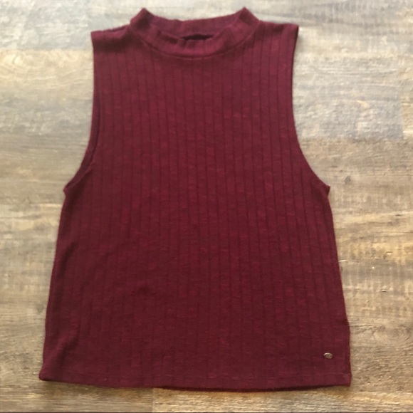 American Eagle burgundy large  sleeveless sweater - Picture 3 of 8